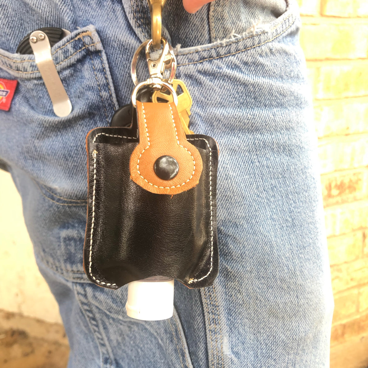 Genuine Leather Animal Print Hand Sanitizer Holder. - Clip To Your Purse,  Bag, or Diaper Bag - Key Ring to Hold Your Keys - Fits Up to 1 Fl Oz  Sanitizer Bottle 